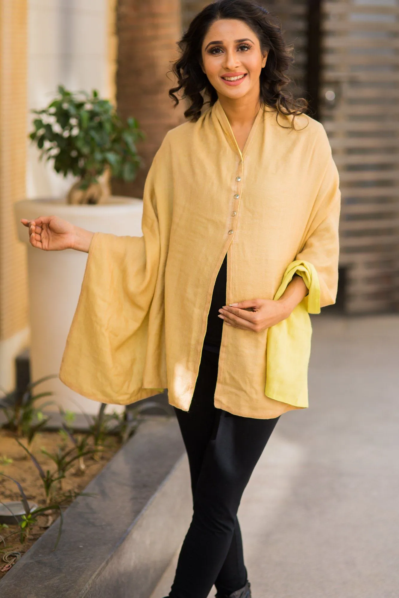 2 in 1 Double Sided Luxe Lime Nursing Stole