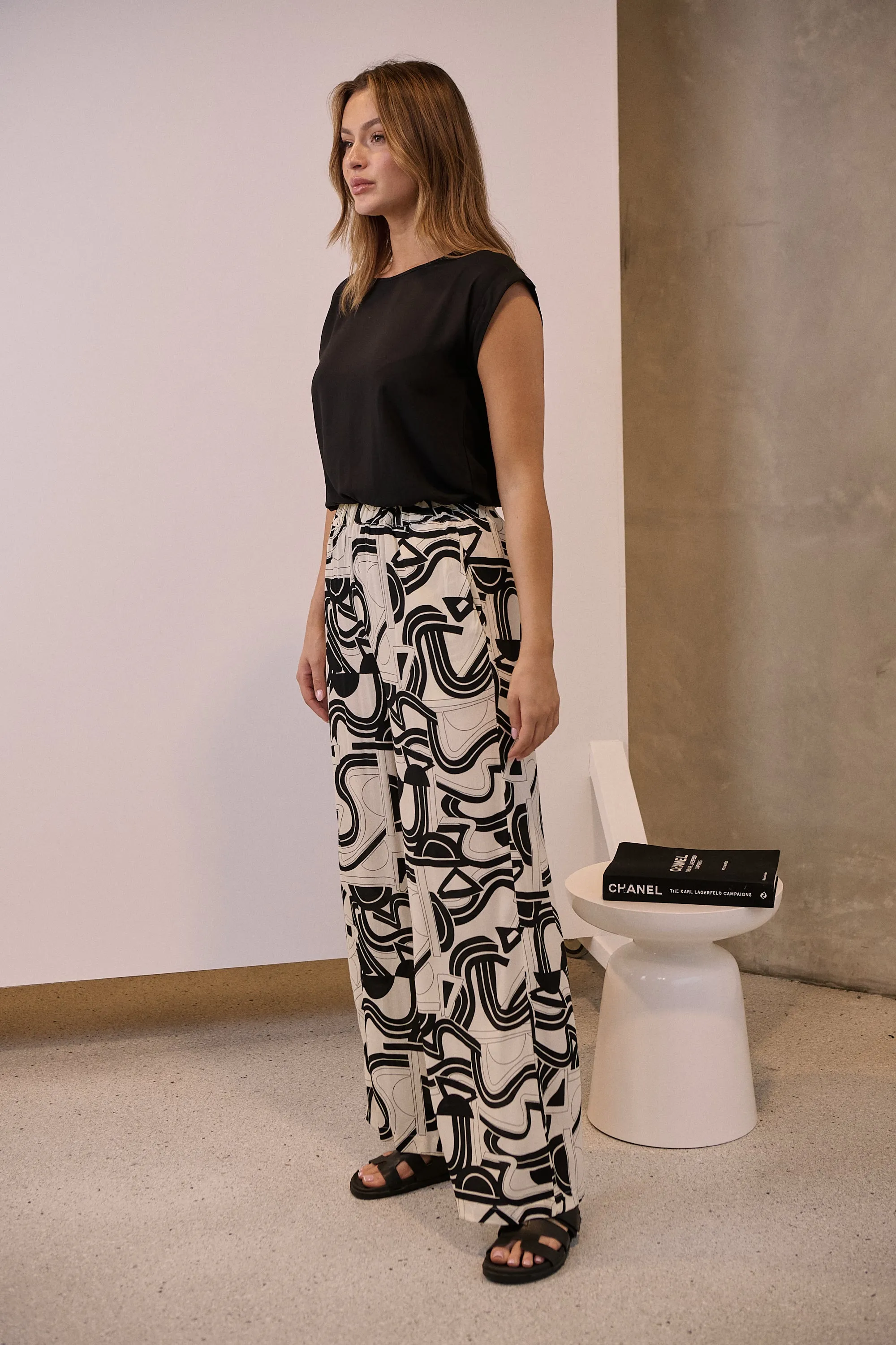 Jazzlyn Black/White Print Wide Leg Pant