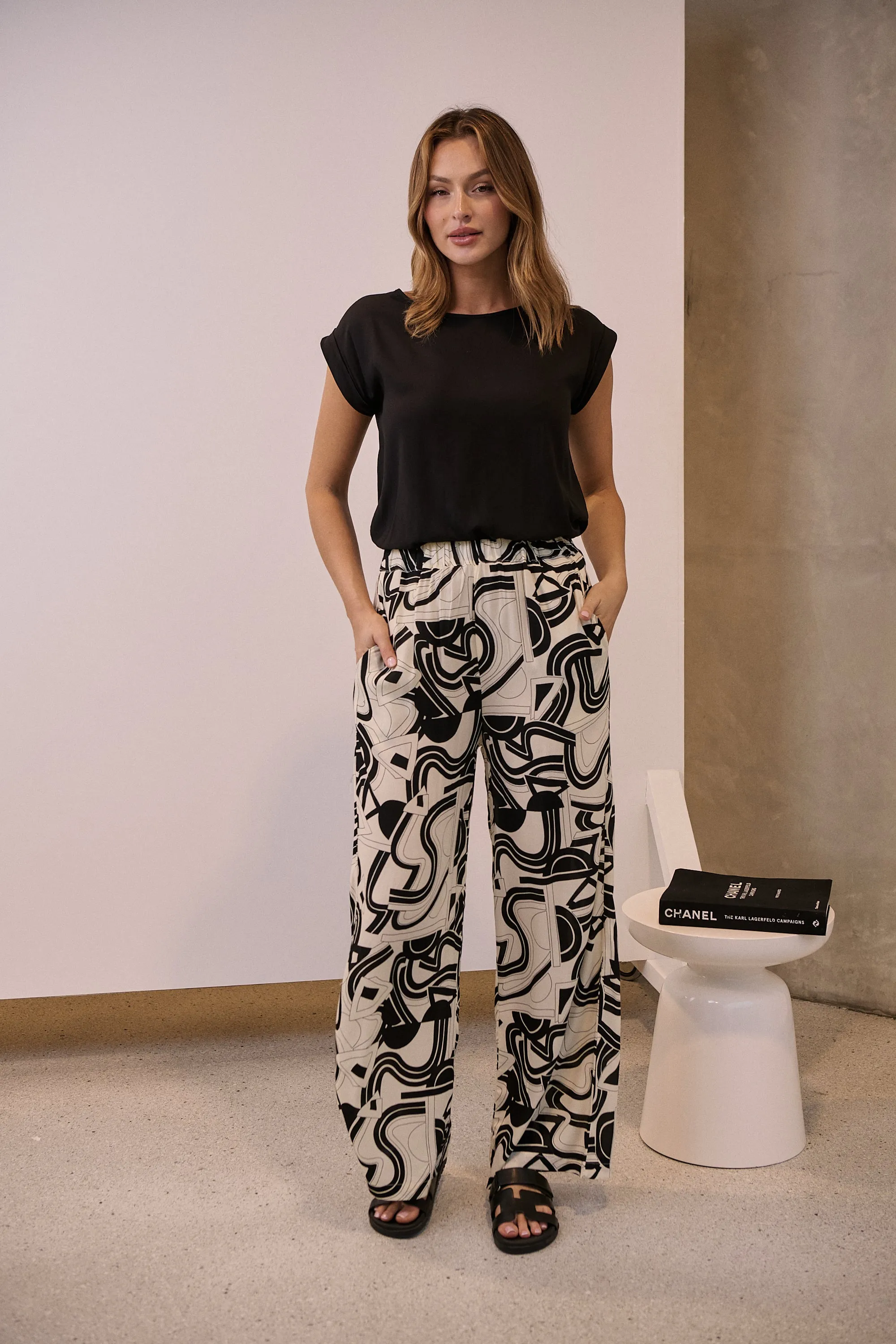 Jazzlyn Black/White Print Wide Leg Pant