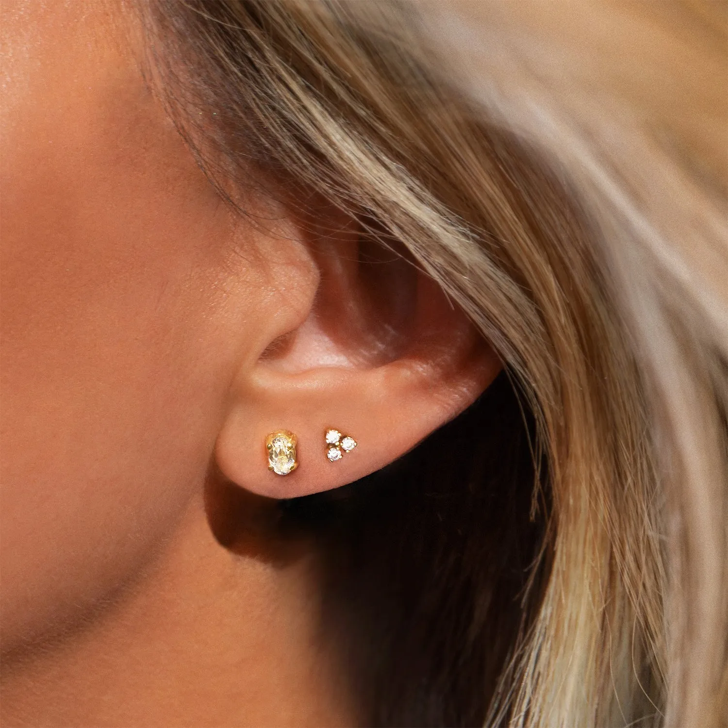 Oval Studs | White Topaz