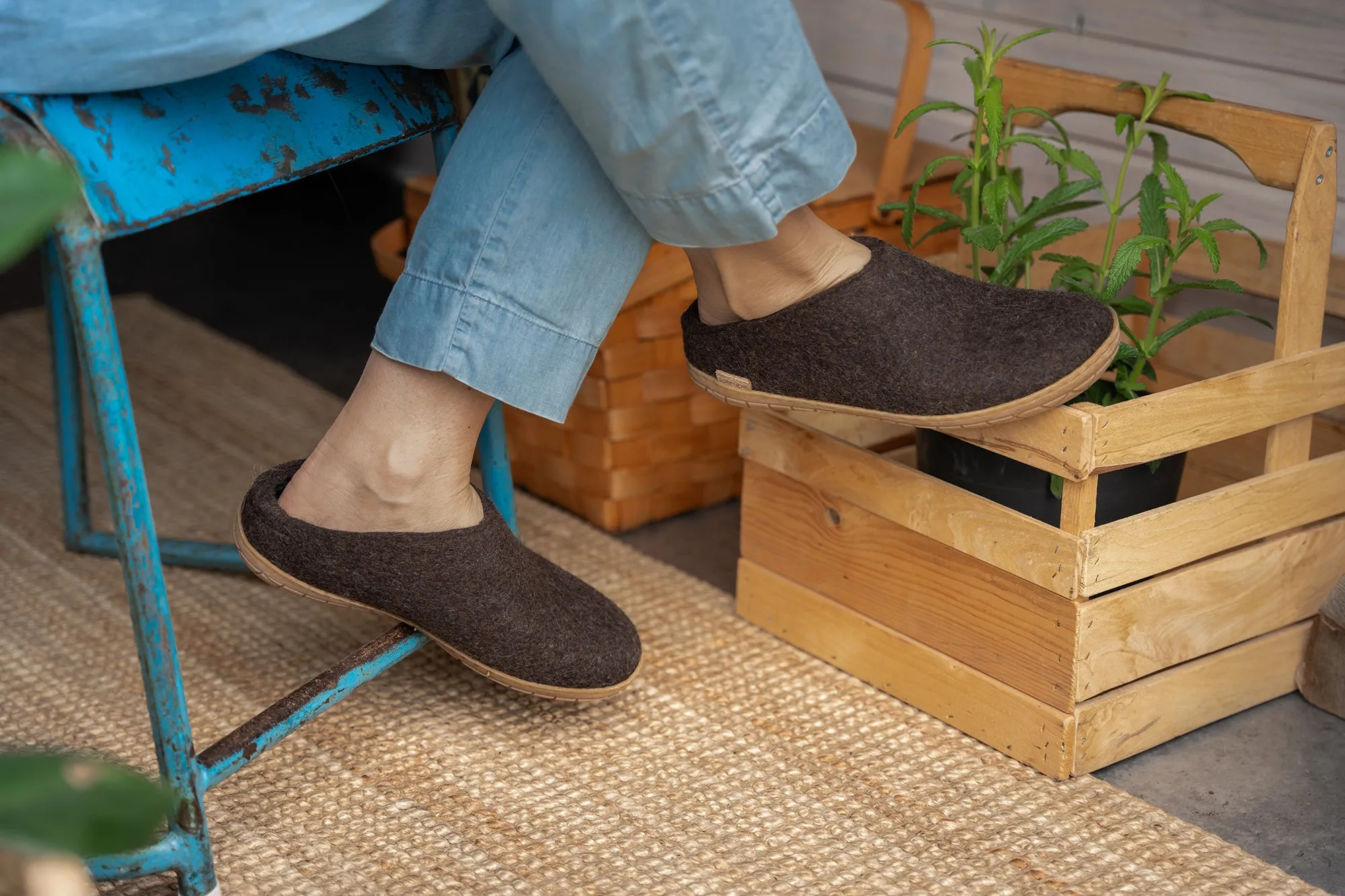 Slip-on with natural rubber sole - honey - Nature brown